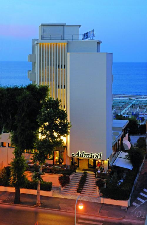 Hotel Admiral - On The Beach 里乔内 外观 照片