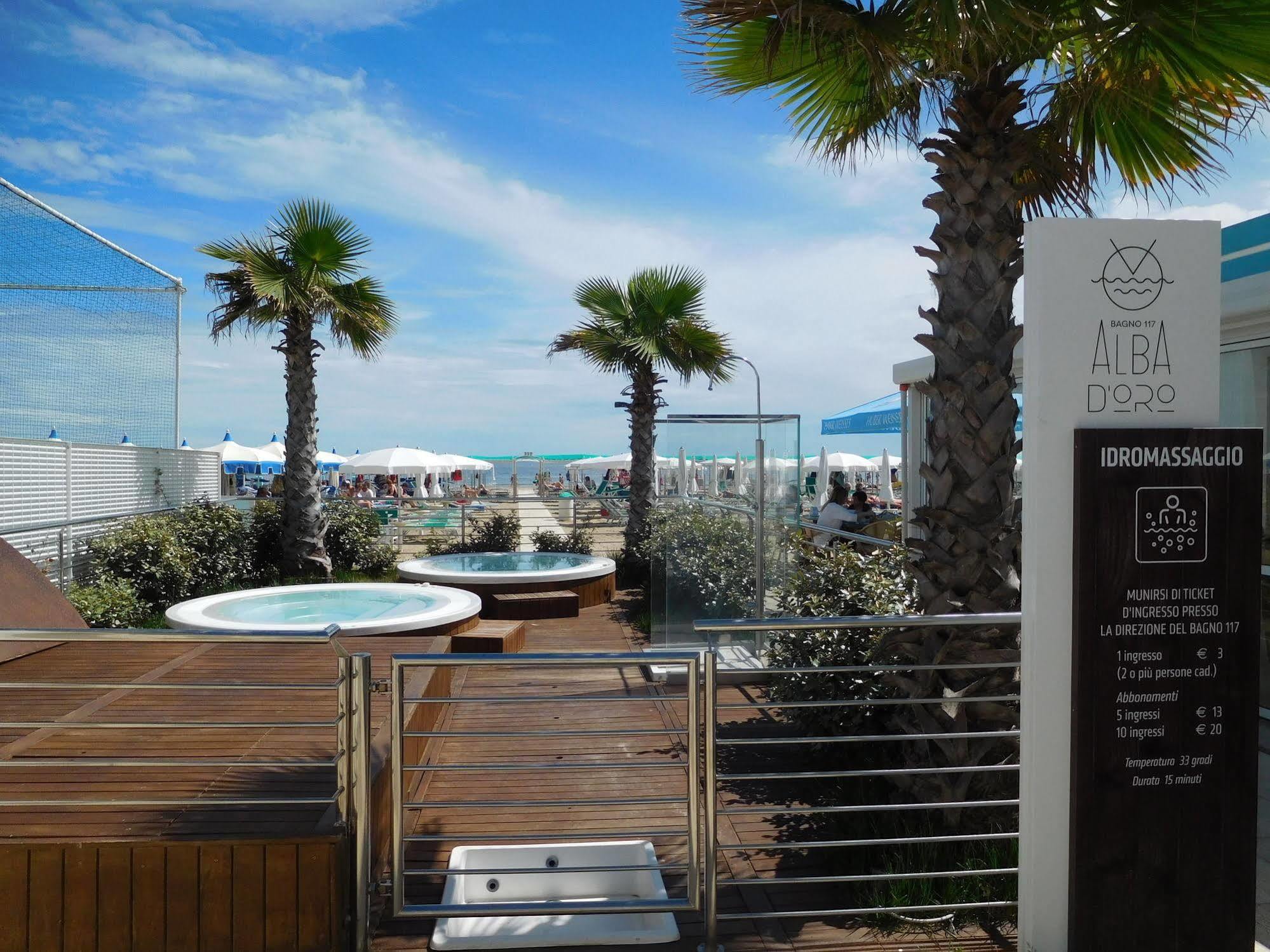 Hotel Admiral - On The Beach 里乔内 外观 照片